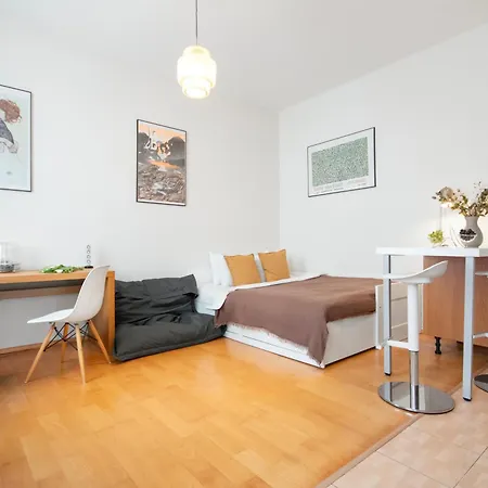 Heart Of The Apartamento Praga